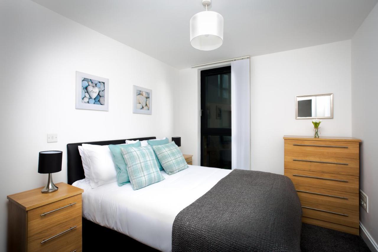Absolute Stays On Essex - Chinatown - Hippodrome - Alexandra Theatre - Bull Ring - The Rep - B'Ham Intl Airport - Free Wifi - Free Parking - Contractors - Corporates 伯明翰 外观 照片