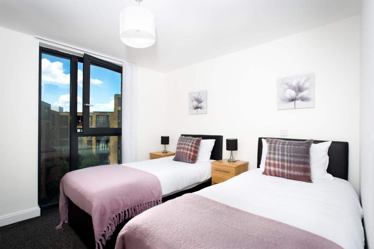 Absolute Stays On Essex - Chinatown - Hippodrome - Alexandra Theatre - Bull Ring - The Rep - B'Ham Intl Airport - Free Wifi - Free Parking - Contractors - Corporates 伯明翰 外观 照片